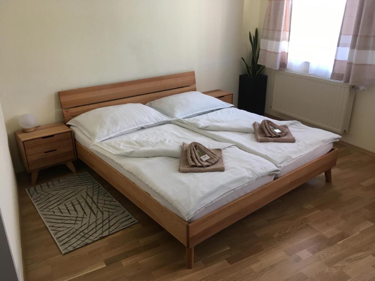 Bed and Breakfast Lindenhof Ybbs Ybbs an der Donau Exterior foto