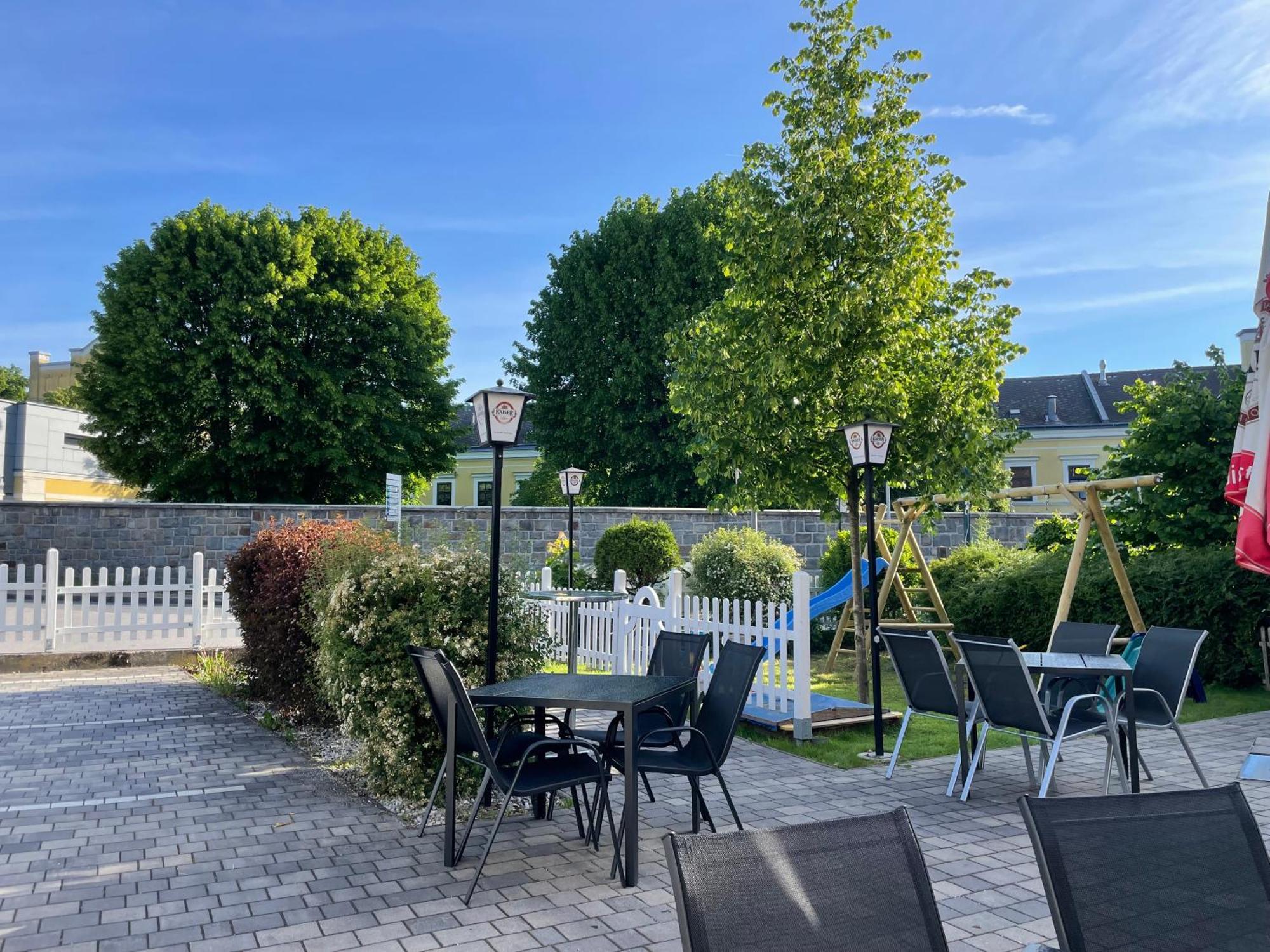 Bed and Breakfast Lindenhof Ybbs Ybbs an der Donau Exterior foto